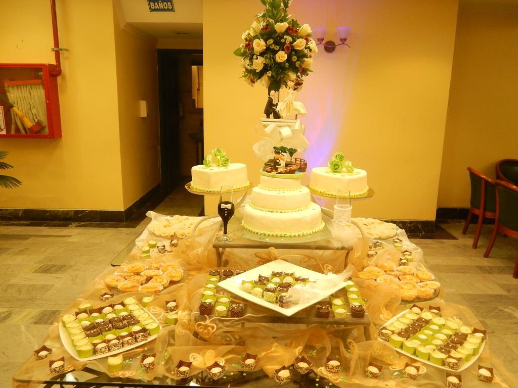 Hotel Republica Кіто Екстер'єр фото
